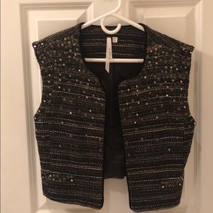Cropped textured Vest